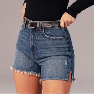 Abercrombie High Waisted Denim 4 Inch Mom Shorts